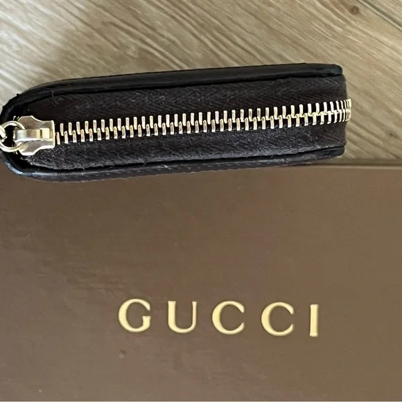 GUCCI GG Monogram Sherry Line Rania wallet with bamboo zipper pull in box - Picture 5 of 8